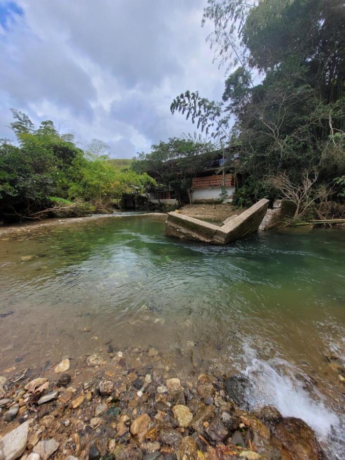 Estadero Y Hospedaje Las Pavas Norcasia Exterior foto